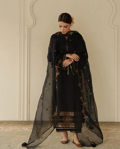 BRONZE MUSE | 3-piece Stitched Embroidered