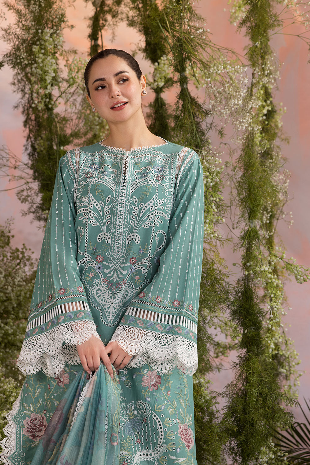 SP-5B Sobia Nazir Luxury Embroidered Lawn